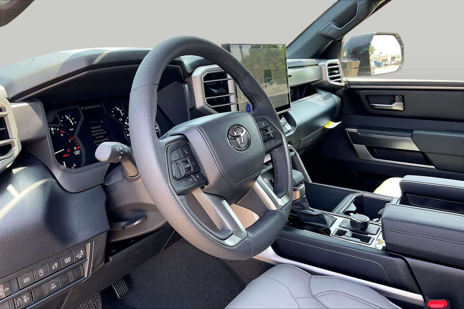 2026 Toyota Tundra SR5 - Photo 8
