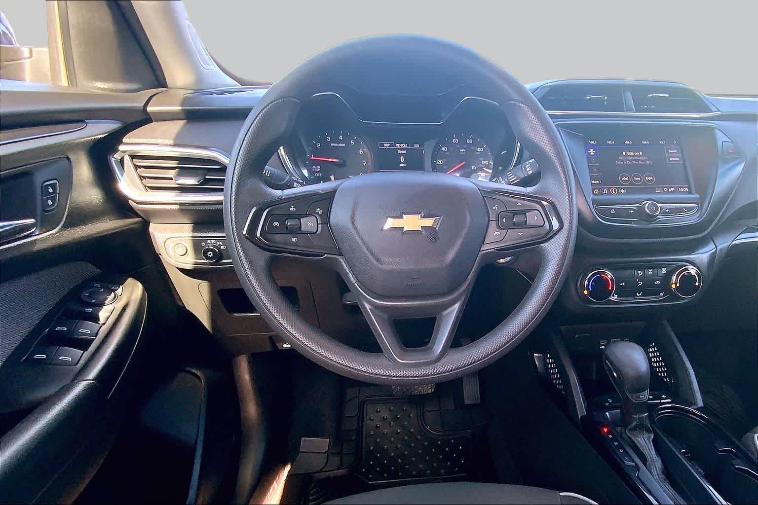Used 2023 Blue Glow Metallic Chevrolet LT image 6