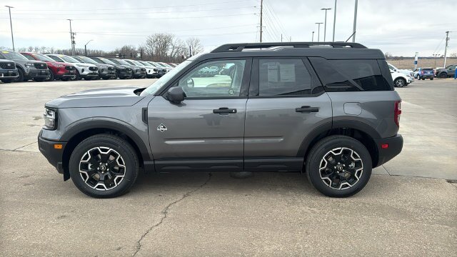 New 2026 Carbonized Gray Metallic Ford Outer Banks® image 38