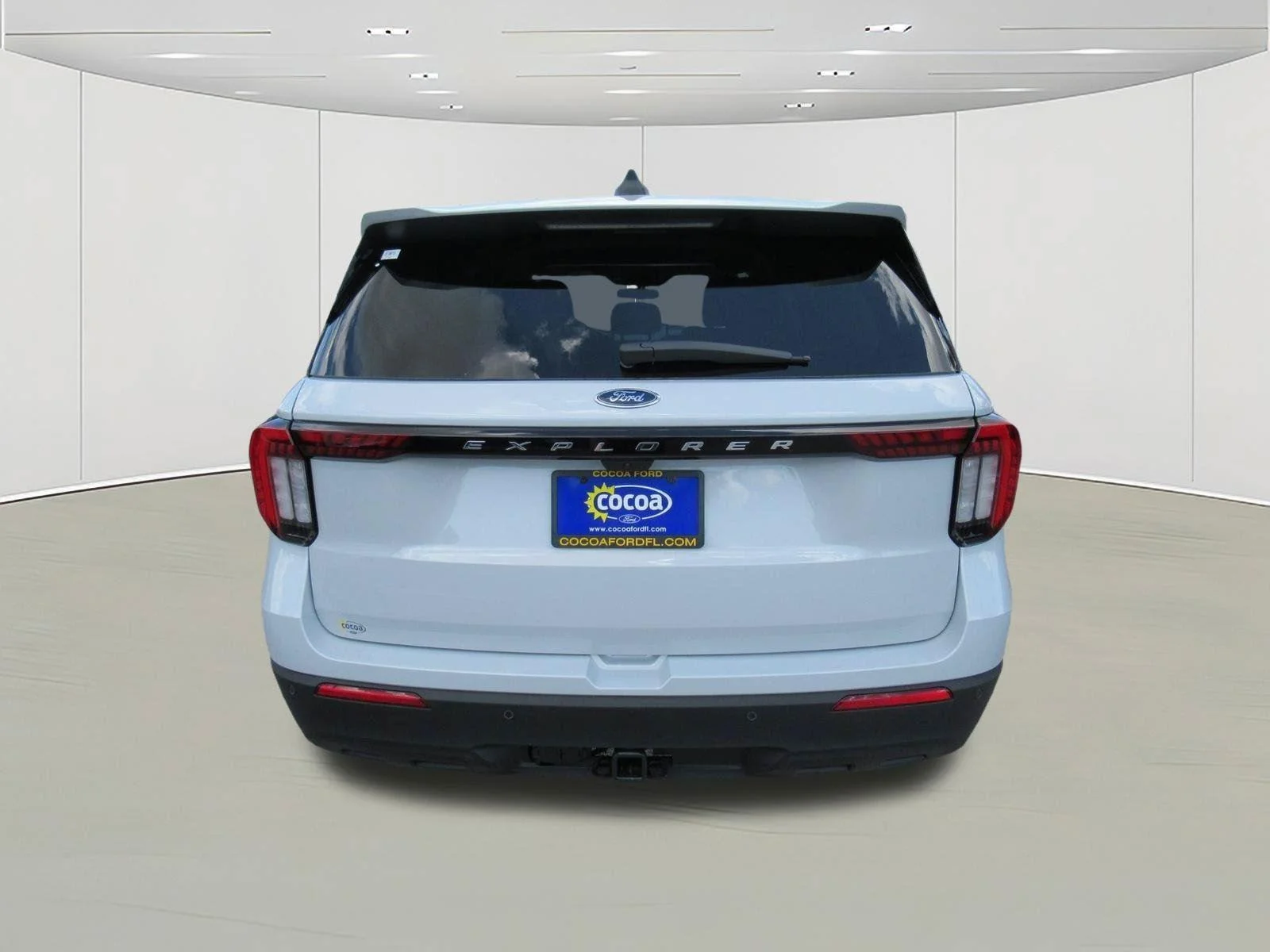 New 2026 Space White Metallic Ford Active 100A image 6
