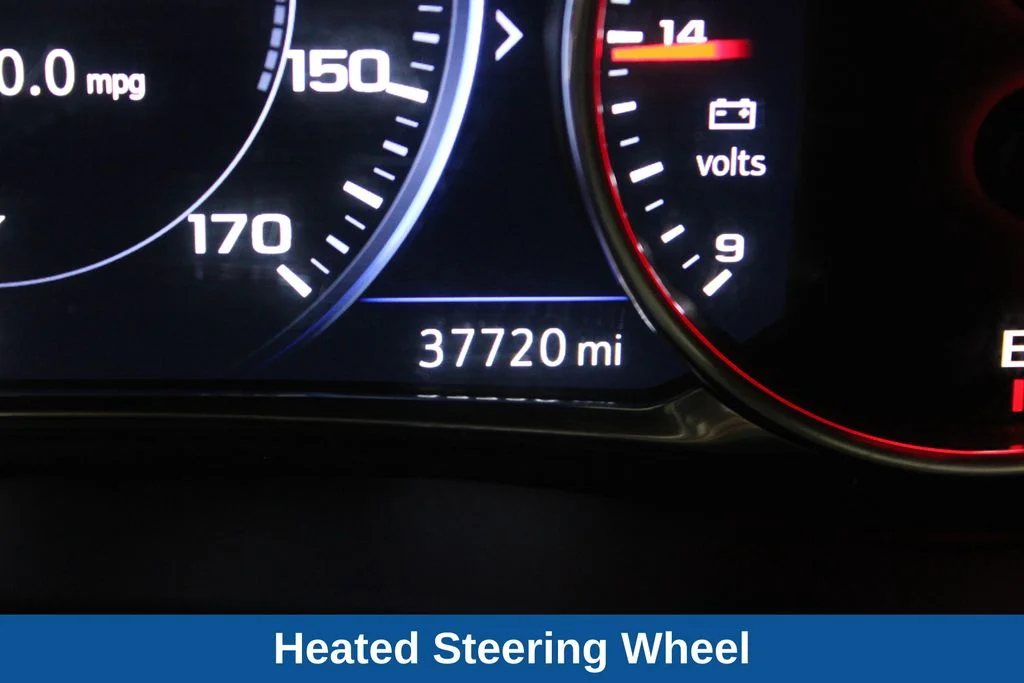 Used 2023 Red Chevrolet Premier image 6