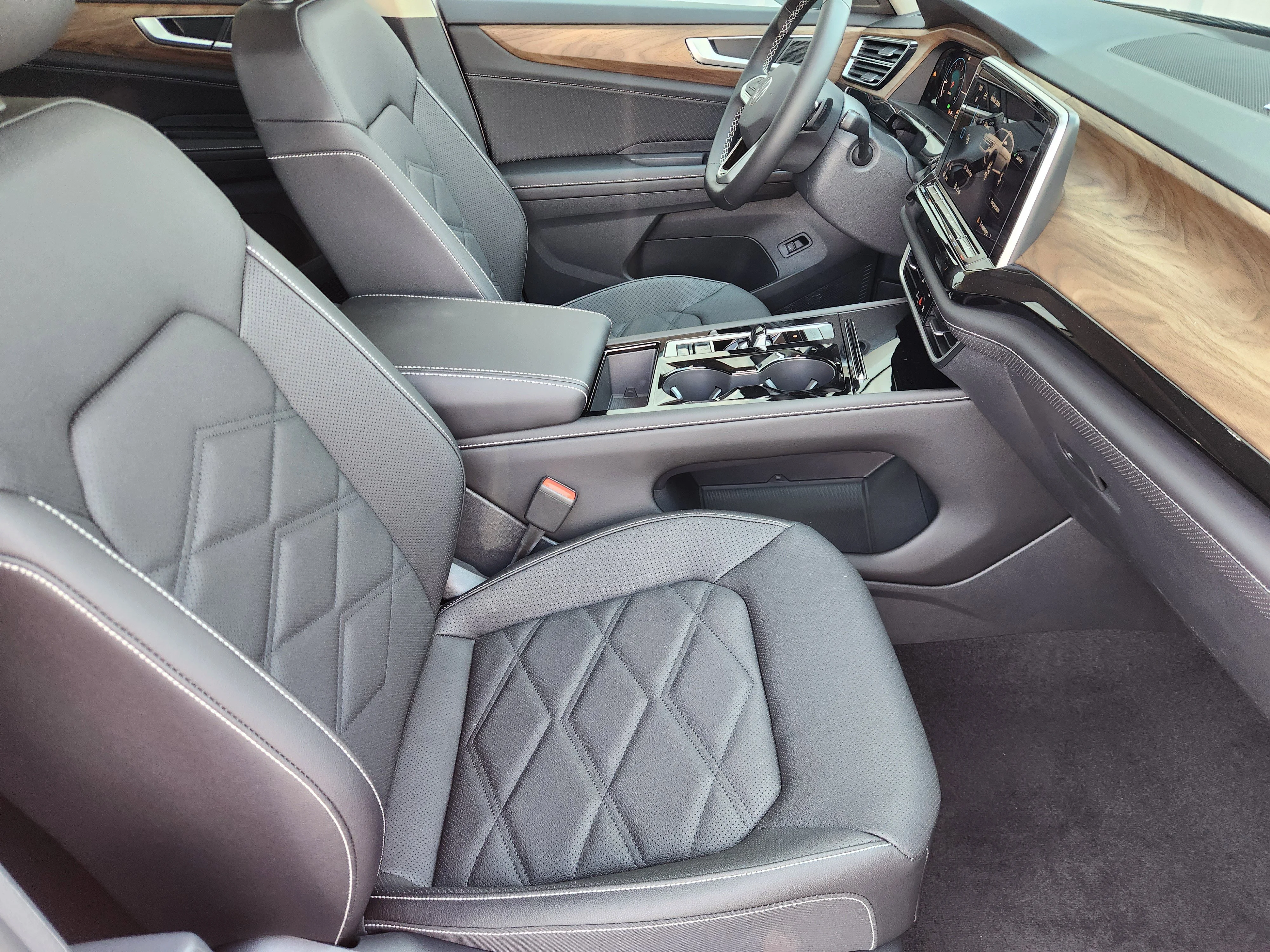 2026 Volkswagen Atlas SE w/Tech - Photo 10