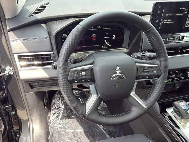 New 2026 Gray Mitsubishi SE image 14