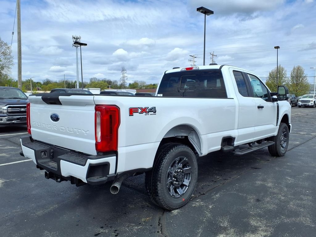 New 2026 Oxford White Ford F-350® XL image 4