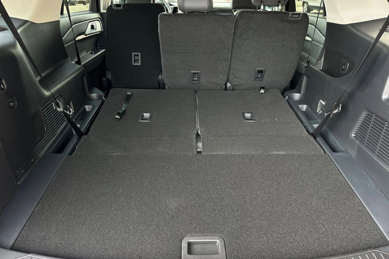 2026 Ford Explorer Active - Photo 12