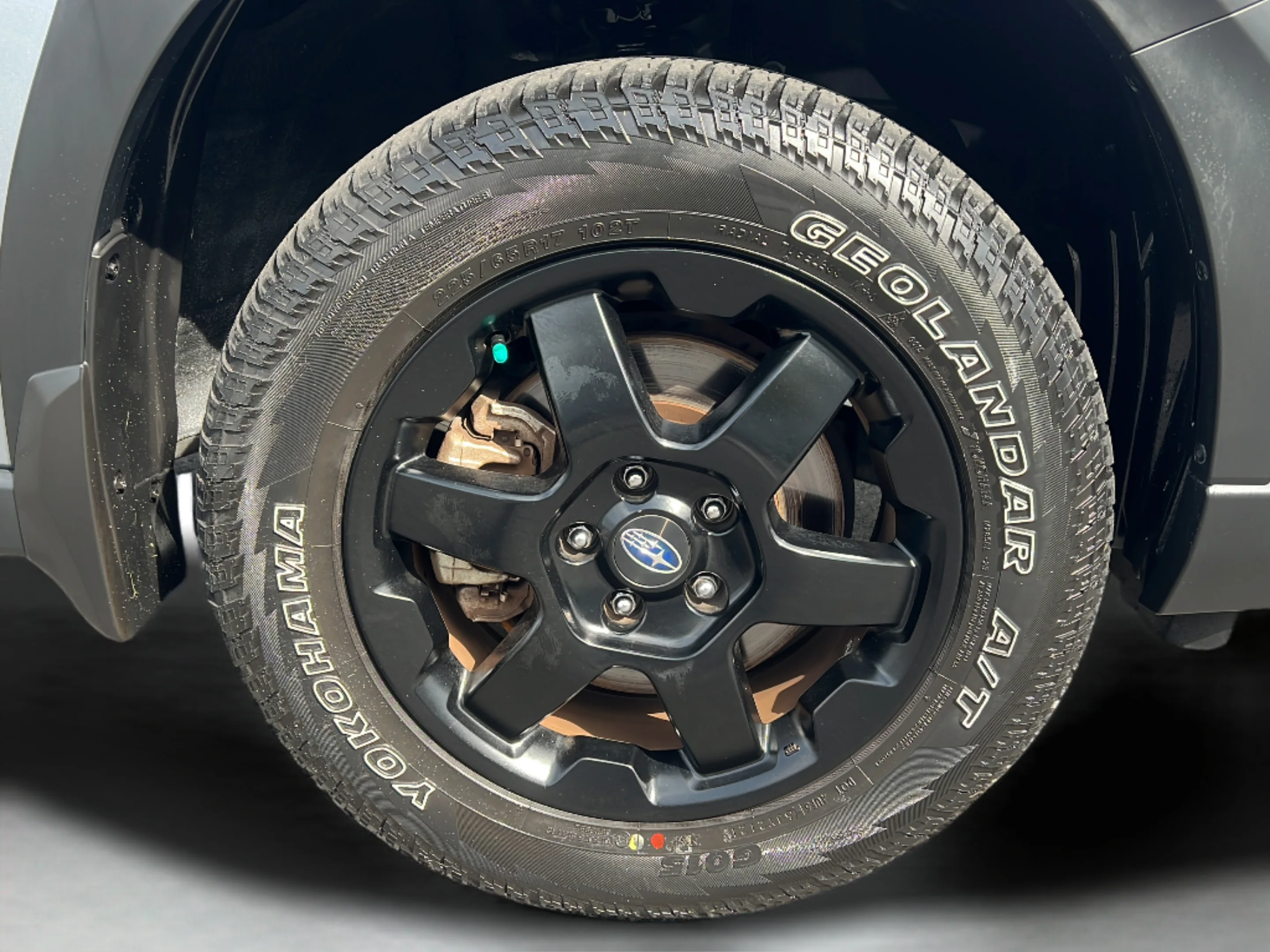 Used 2022 Ice Silver Metallic Subaru Wilderness image 28