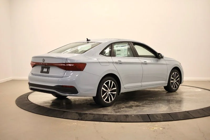 New 2026 Gray Volkswagen 1.5T SE image 3