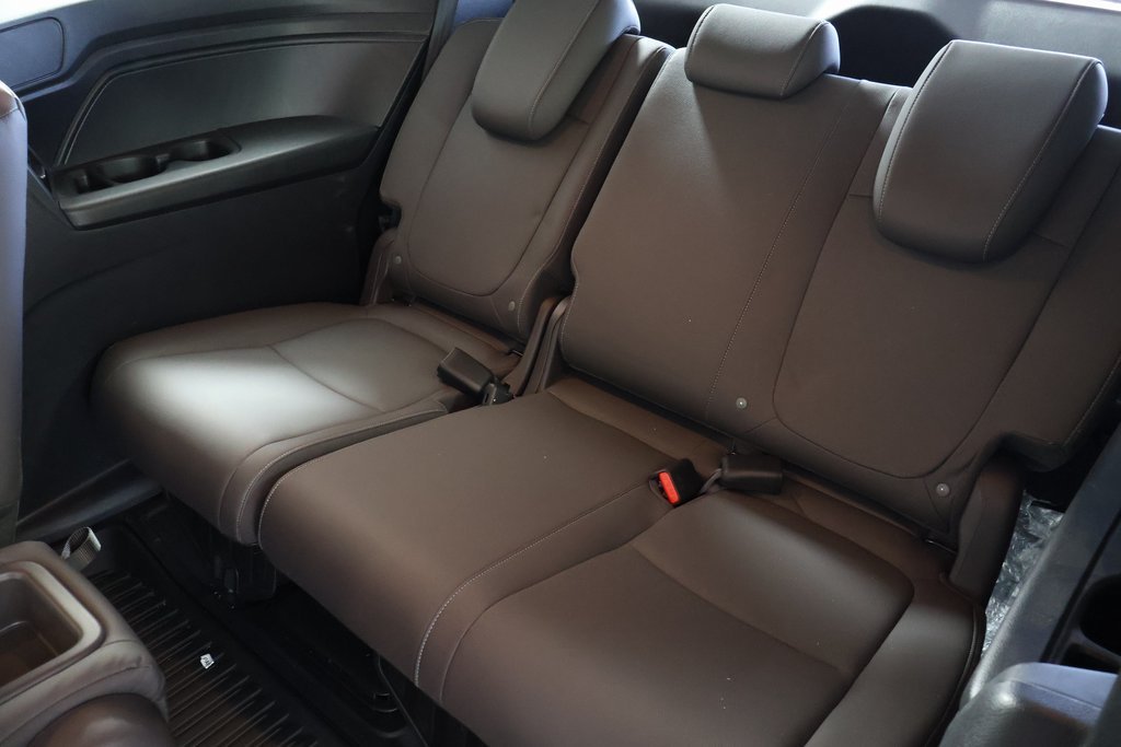 2024 Honda Odyssey EX-L - Photo 12