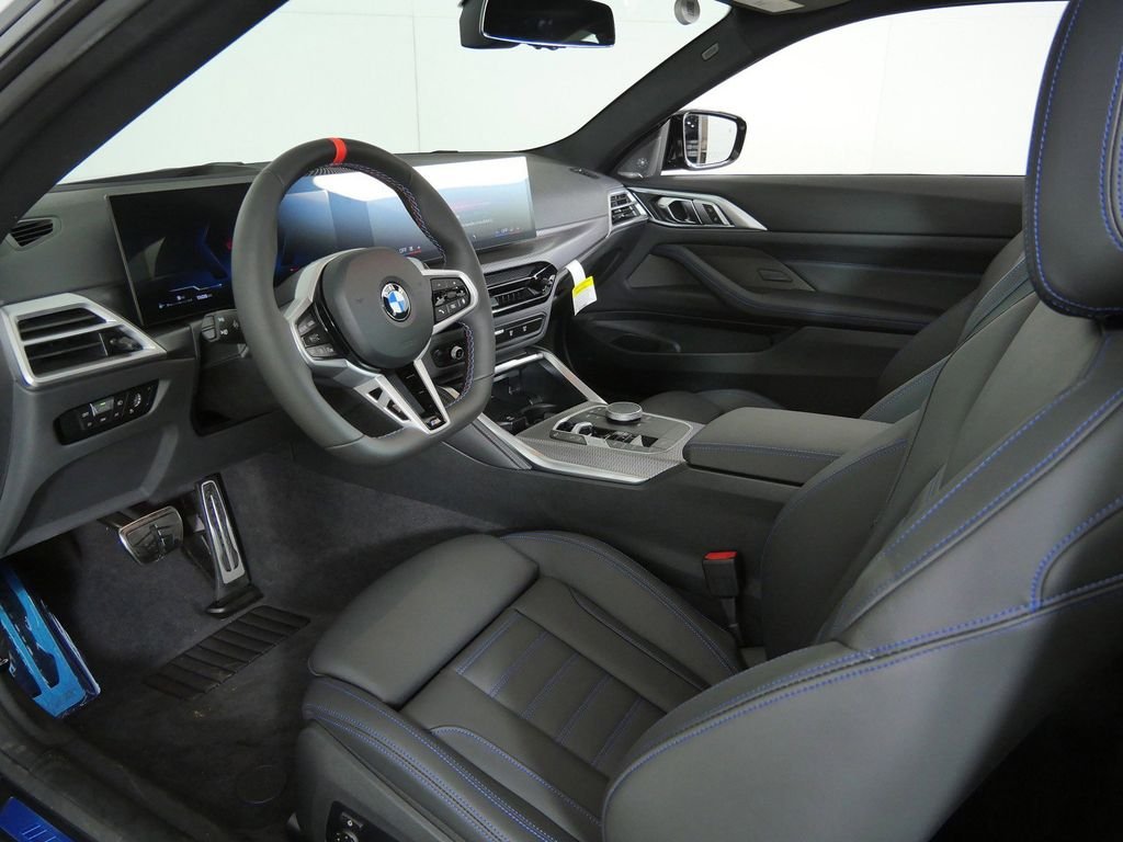 New 2027 Black Sapphire Metallic BMW M440i xDrive image 29