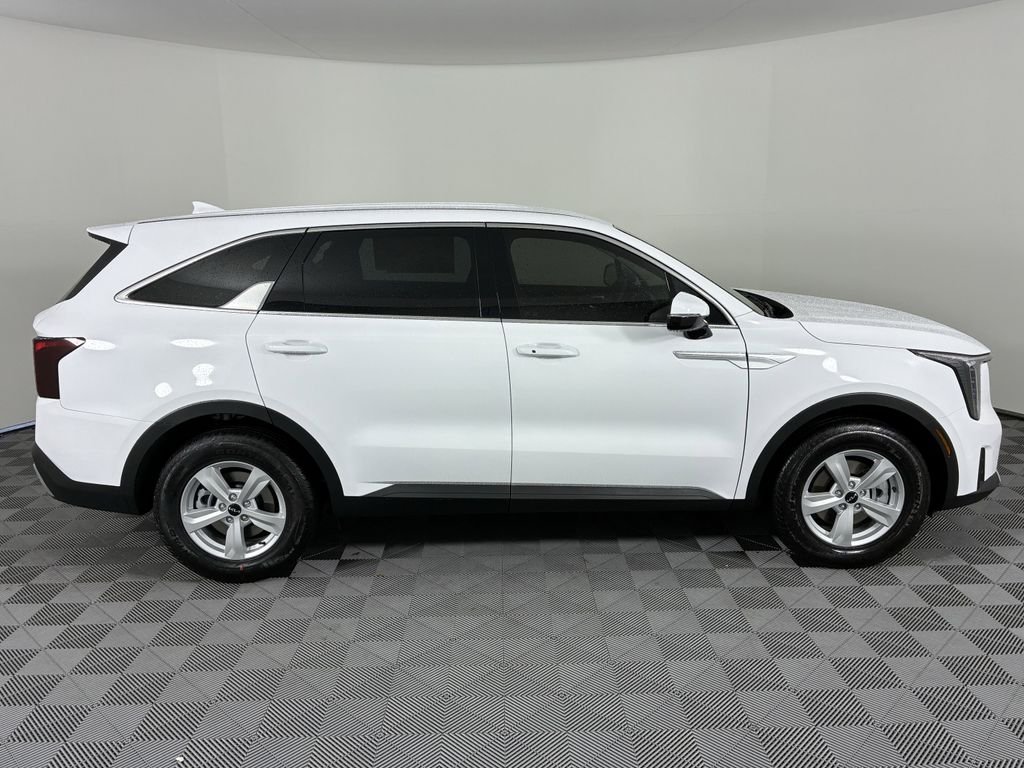 New 2026 Glacial White Pearl Kia LX image 8