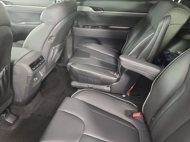 Certified Used 2025 Black Hyundai XRT image 16