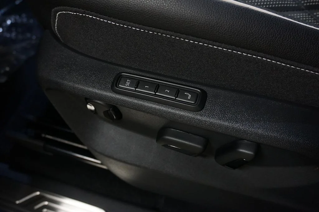 New 2026 Deep Black Volkswagen SEL Premium R-Line image 30