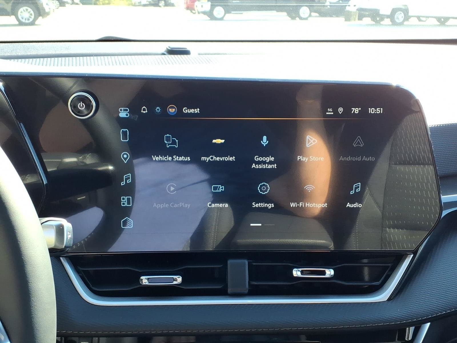 New 2027 Summit White Chevrolet LT image 7