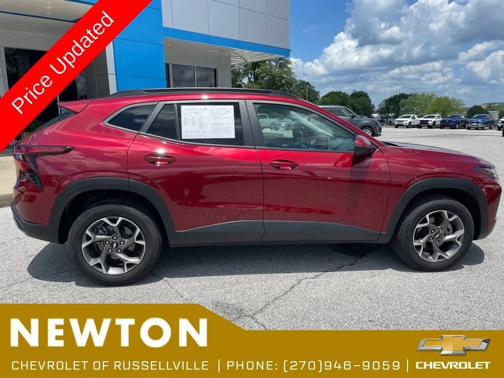 Used 2024 Crimson Metallic Chevrolet LT image 40