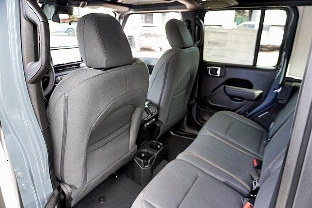 New 2026 Anvil Clear-Coat Exterior Paint Jeep Sport S image 23