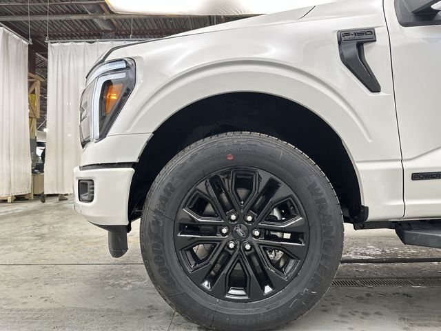 New 2026 Star White Metallic Tri-Coat Ford Lariat® image 20