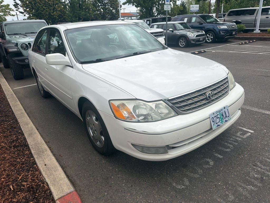 2004 Toyota Avalon XLS Bench's photo