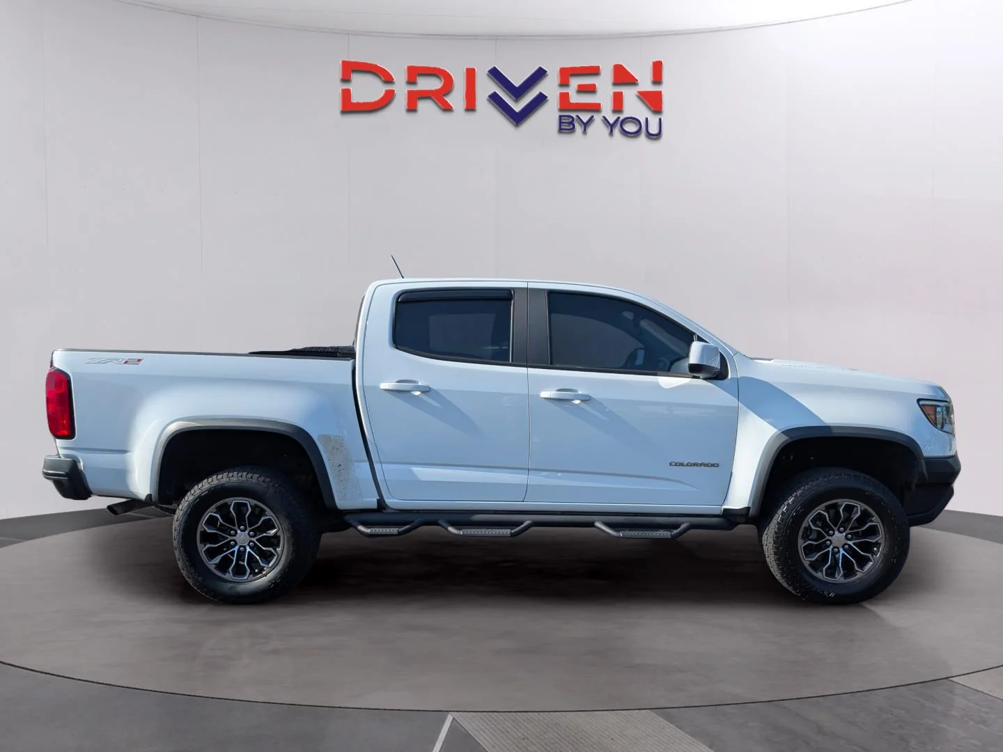 Used 2018 SUMMIT WHITE Chevrolet 4WD ZR2 image 6