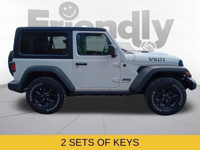Used 2021 White Jeep Willys image 4