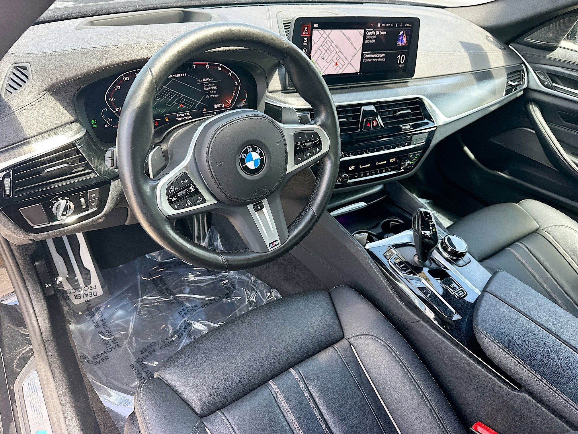 Used 2023 Black Sapphire Metallic BMW M550i xDrive image 9