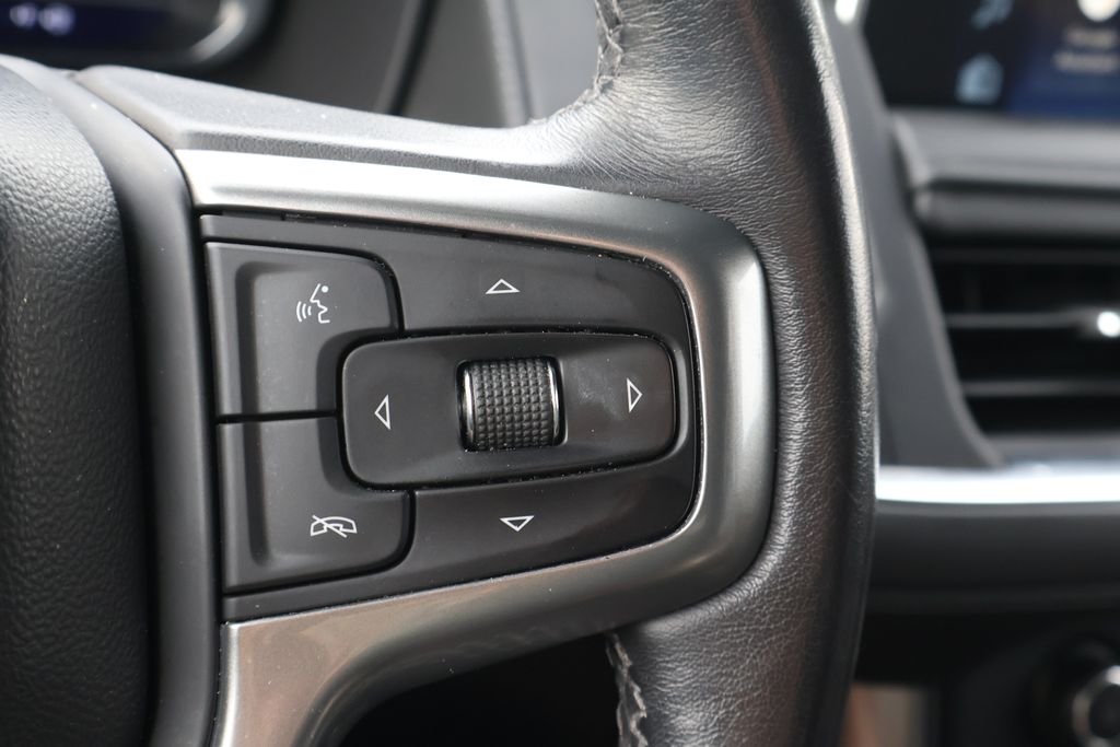 Used 2022 Blue Chevrolet Z71 image 22