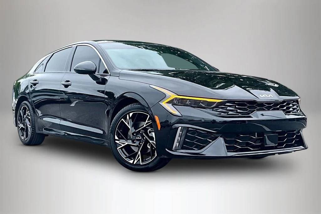 2025 Kia Optima GT-Line FWD's photo