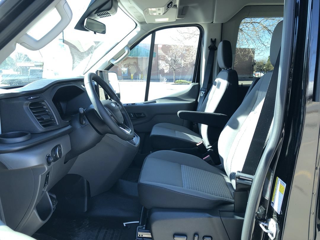 New 2026 Agate Black Metallic Ford XLT image 14