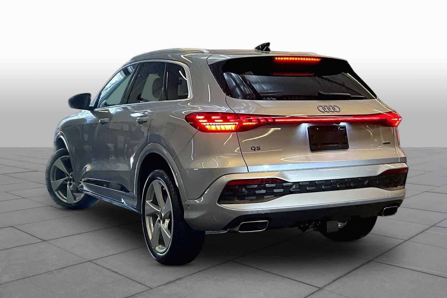 Used 2025 Florett Silver Metallic Audi Premium Plus image 12