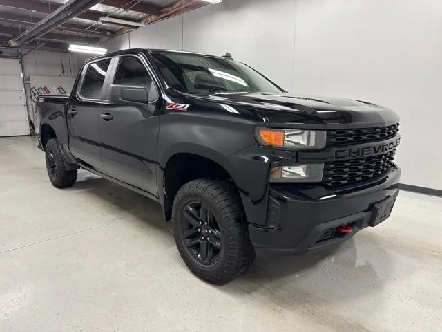 Used 2020 Black Chevrolet Custom Trail Boss image 3