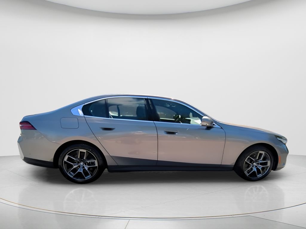 2026 BMW i5 40 - Photo 4