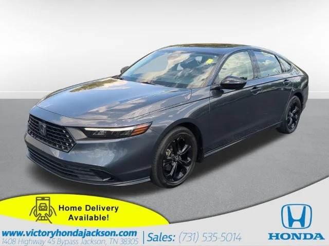 Used 2025  Honda SE image 1