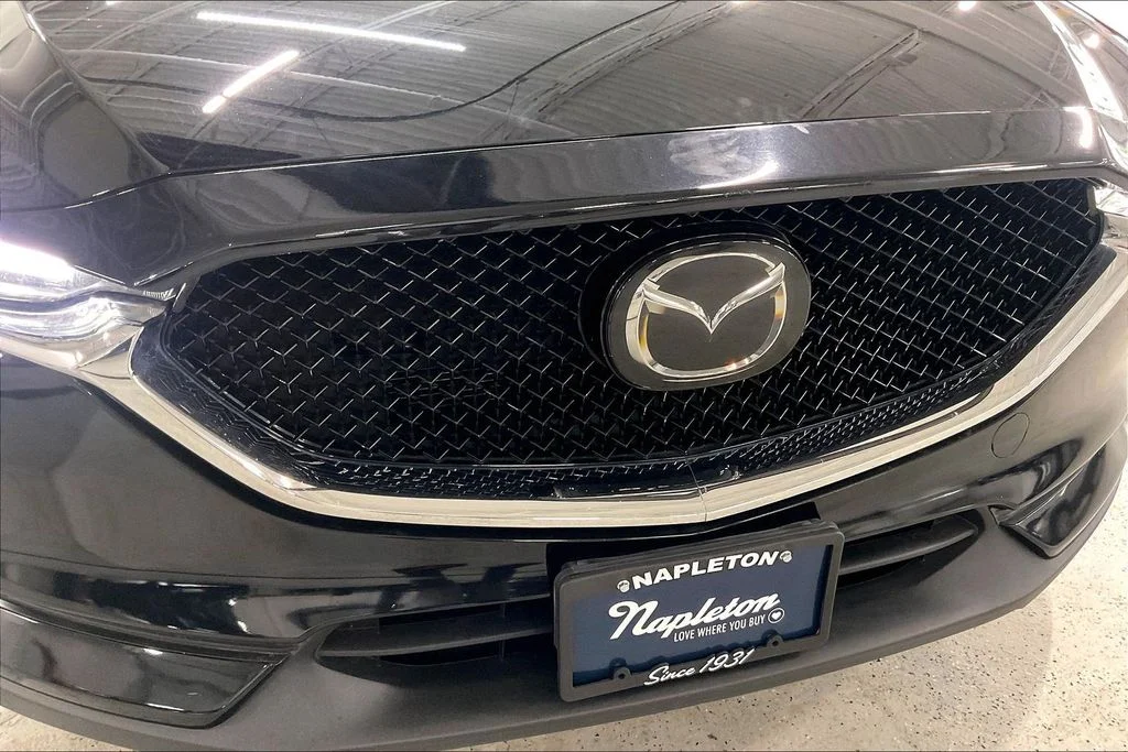 Used 2020 Black Mazda Grand Touring image 30