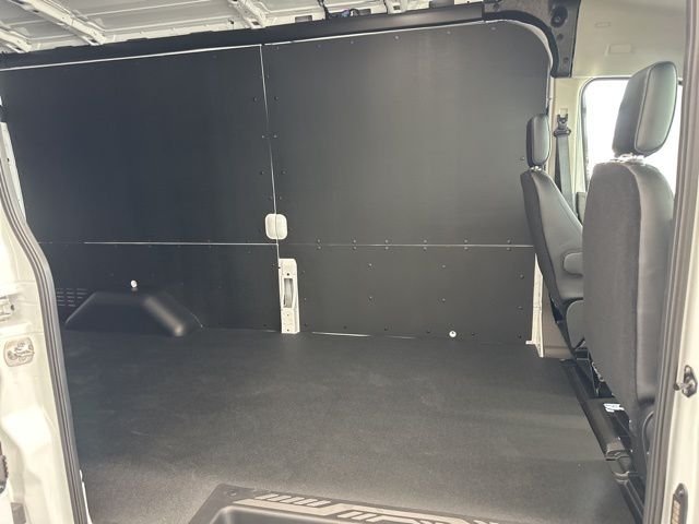 New 2026 Oxford White Ford Cargo Van image 37