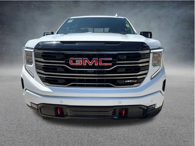 Used 2025 White GMC AT4 image 3