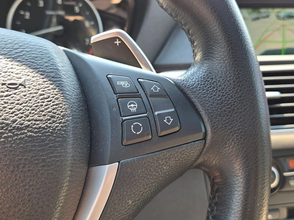 Used 2013 Bronze Metallic BMW xDrive50i image 34