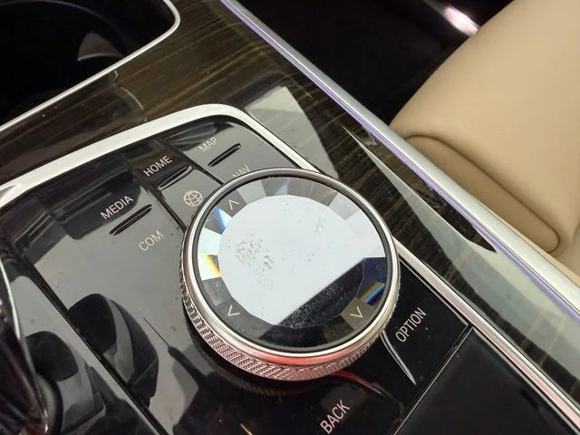 Used 2020 Black BMW sDrive40i image 21