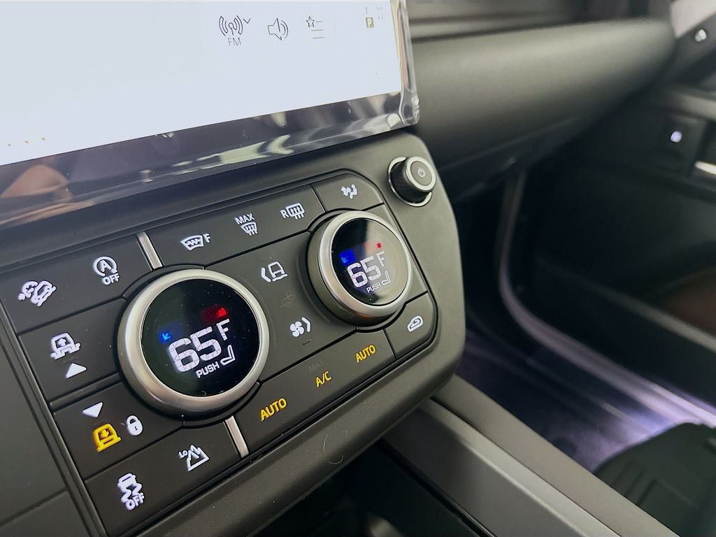 2026 Land Rover Defender S - Photo 20