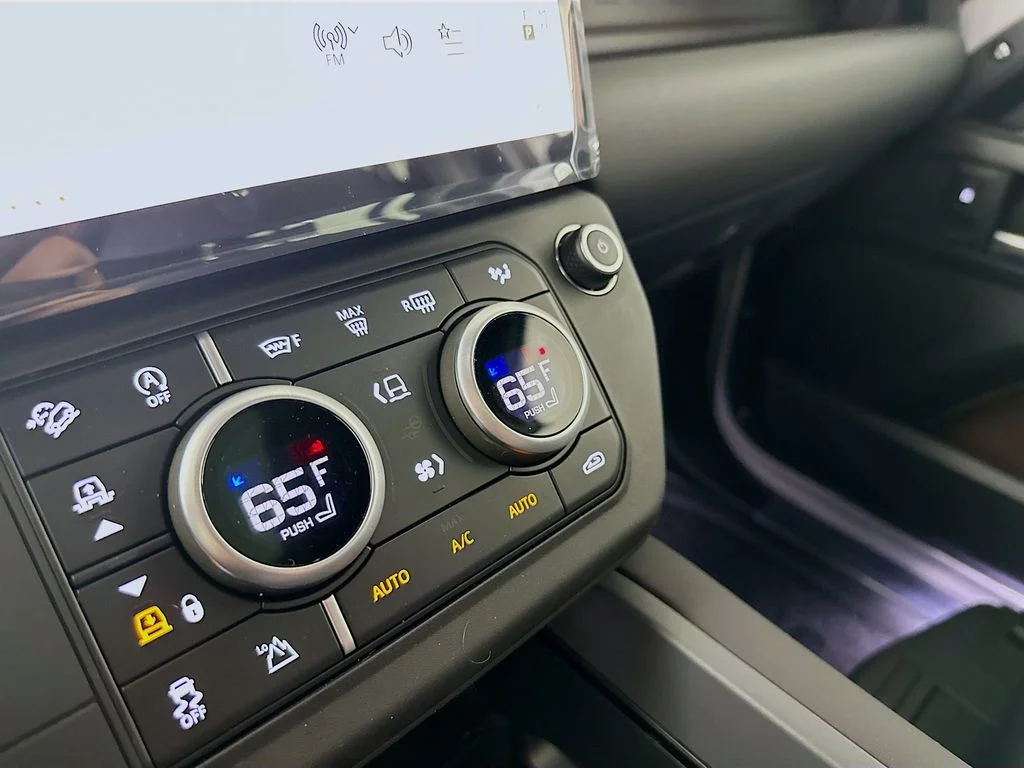 New 2026 Borasco Gray Metallic Land Rover S image 20