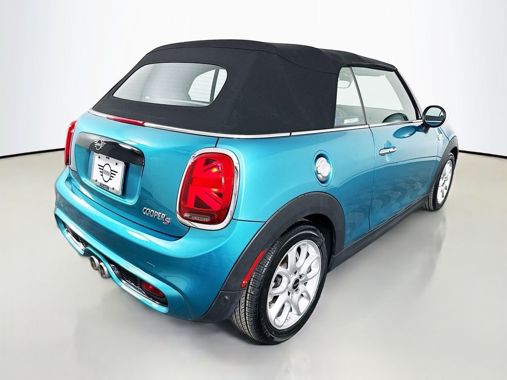 Used 2020 Blue MINI Signature image 5