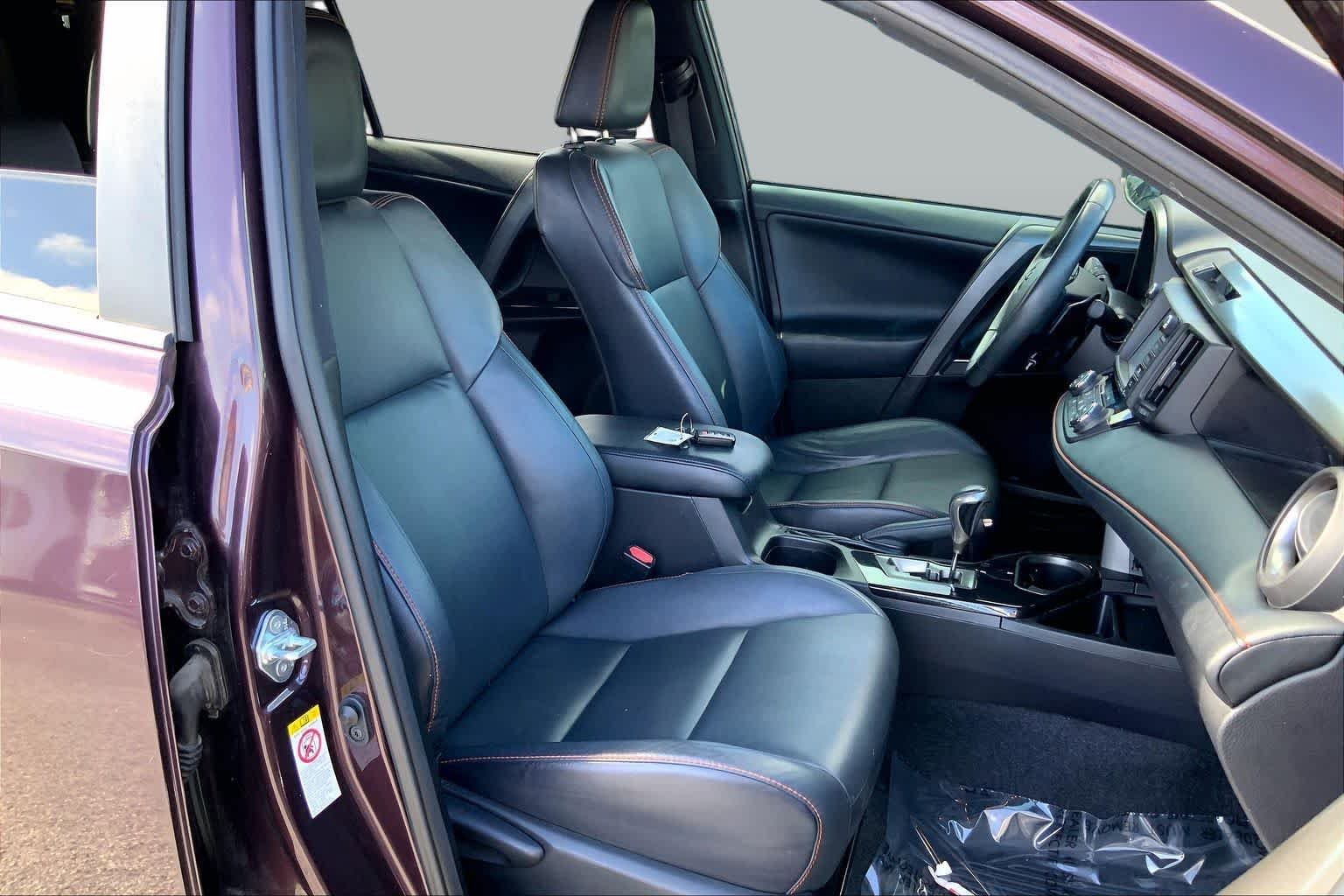 Used 2017 Black Currant Metallic Toyota SE image 9
