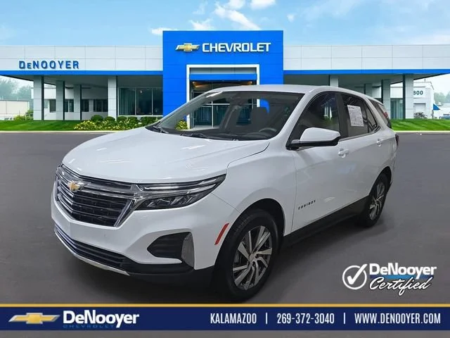 Used 2024 Summit White Chevrolet LT image 1