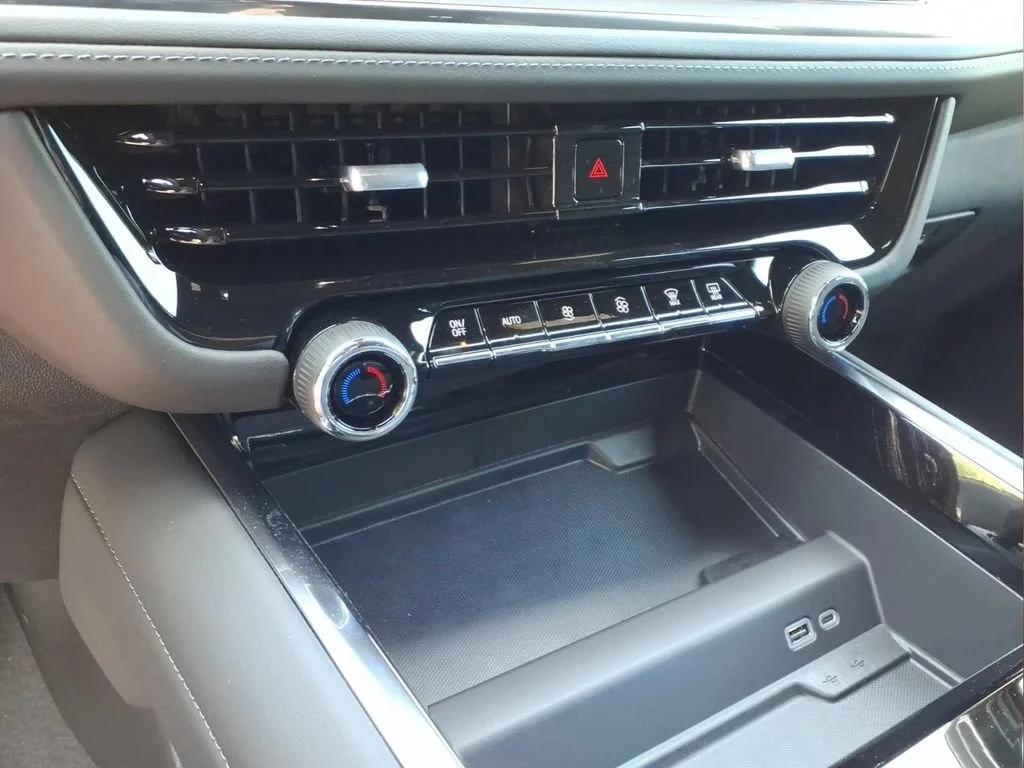 2026 Chevrolet Tahoe LS - Photo 7