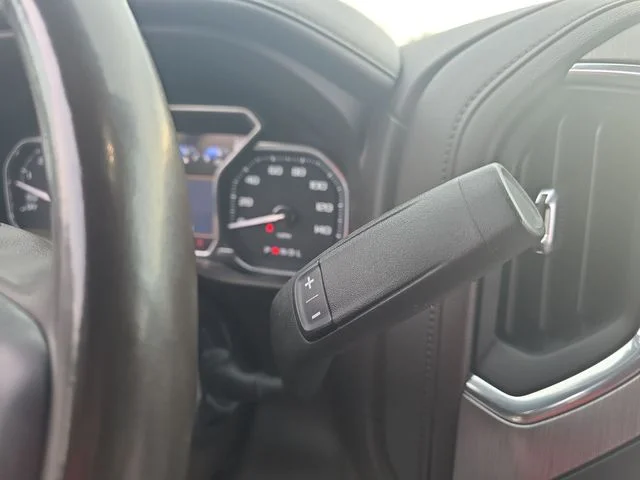 Used 2021 Gray GMC Denali image 25