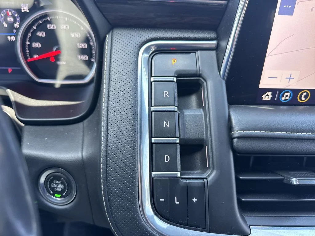 Used 2021 White Chevrolet Premier image 20