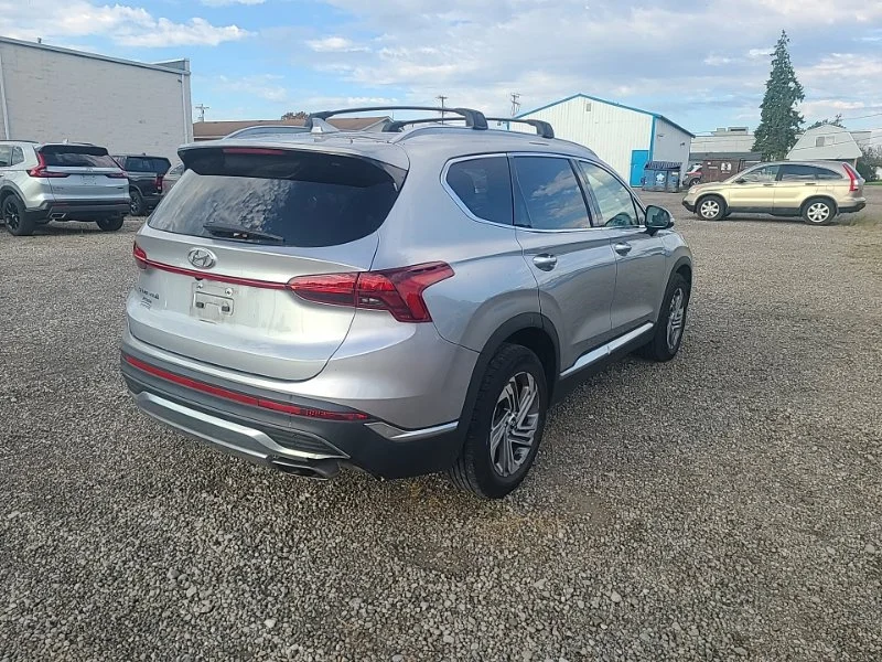 Used 2022 Silver Hyundai SEL image 5