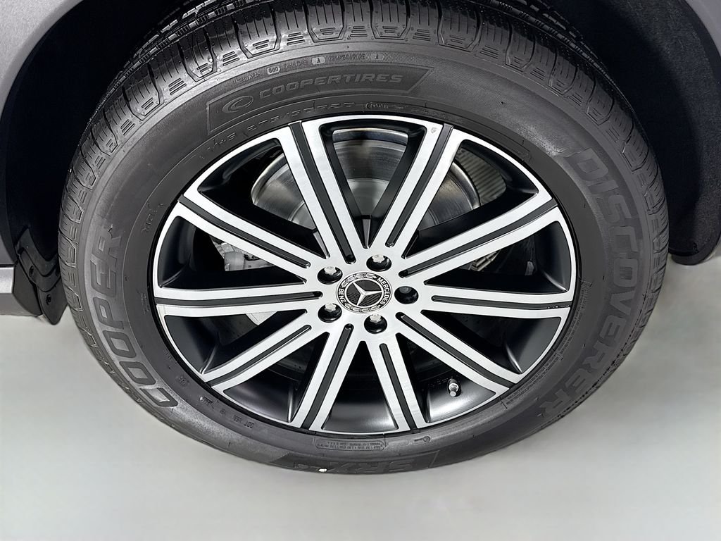 Used 2026 Black Mercedes-Benz GLE 350 image 30