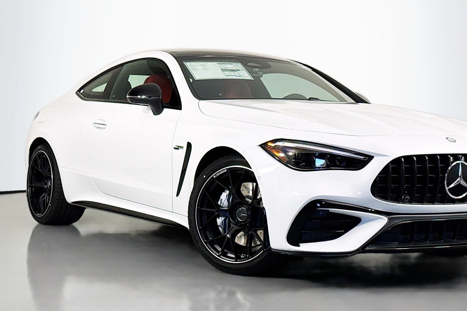 New 2026 MANUFAKTUR Moonlight White Metallic Mercedes-Benz AMG® CLE 53 4MATIC+ Coupe image 13