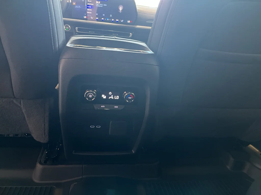 2026 Chevrolet Traverse LT - Photo 16