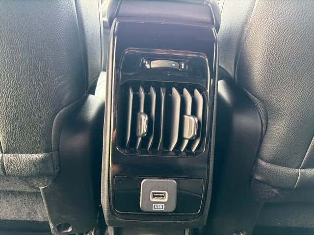 Used 2025 Silver Jeep Limited image 21