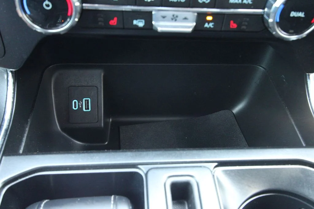 Used 2023  Ford XLT image 26